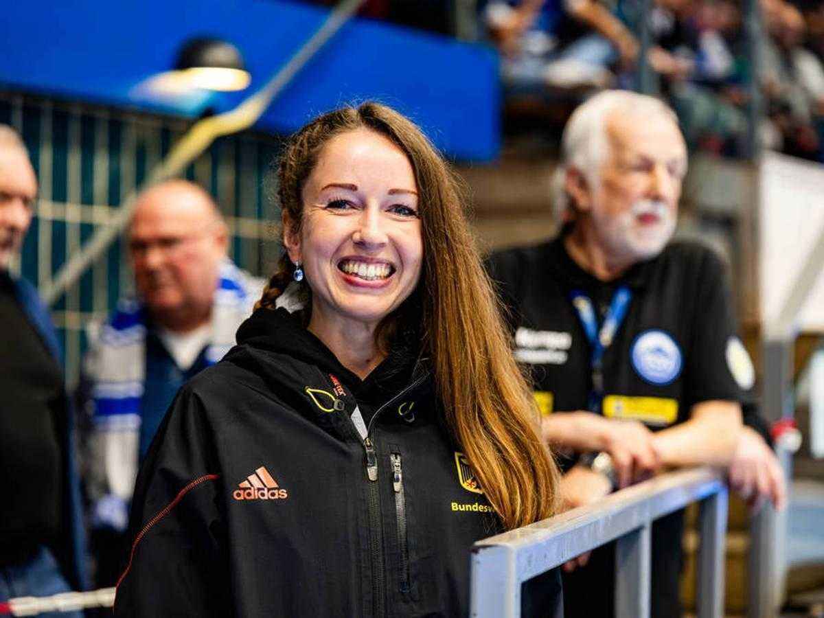 Juliane seyfarth: zwischen skisprung und freizügigen auftritten – ein offenes gespräch