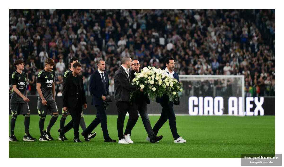 Manningers trikot im umkleideraum, blumen unter der kurve