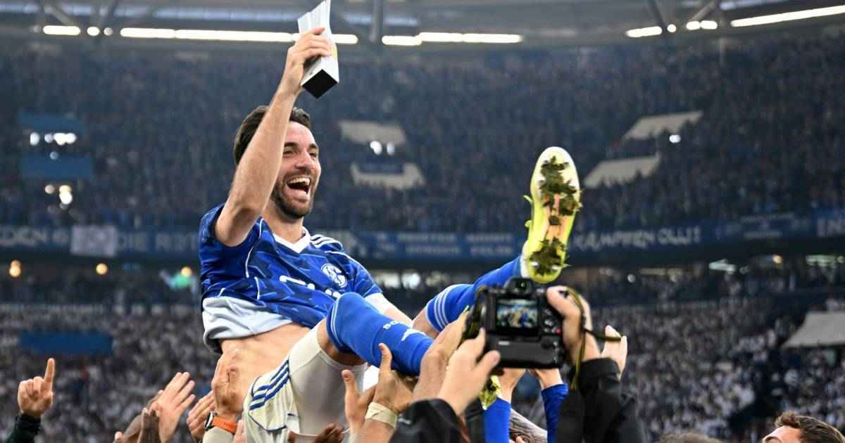 Karaman führt schalke zurück – und krönt karriere mit titel!