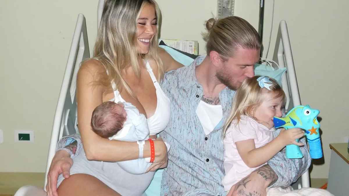 Karius krönt familien-glück: schalke-held und ehefrau erwarten sohn leonardo!