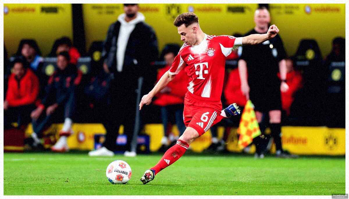 Der schiedsrichter entschied das spiel mit seinen entscheidungen