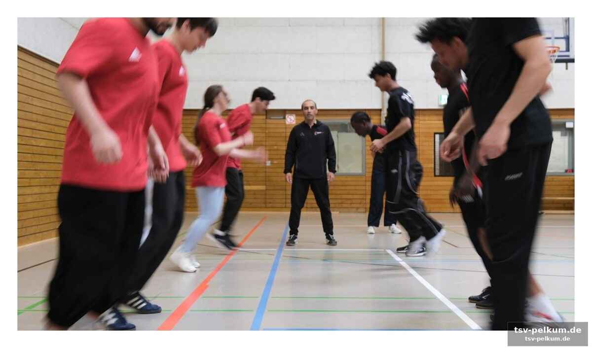 Vom flüchtlingsschulhof bis zur grundschule