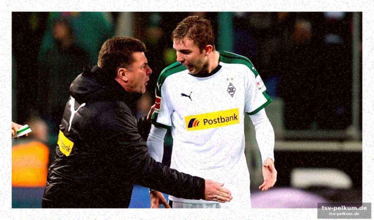Der co-trainer, der wie ein erdkundelehrer wirkt