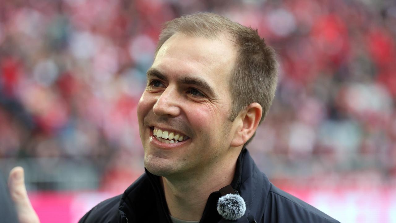 Lahm verteidigt bayern: 'erfolgreiche saison, auch nach champions-league-klatschen'