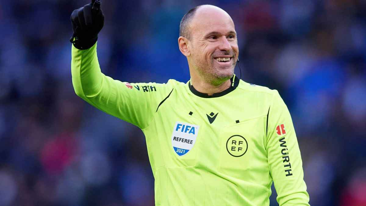 Lahoz: der schiedsrichter, der messi provozierte und messi ihn verfluchte