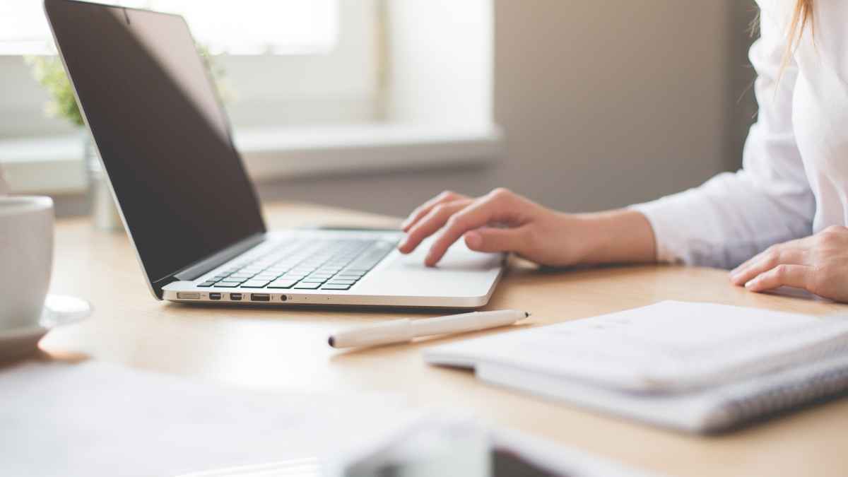 Lange arbeitszeiten: forscher sehen zusammenhang mit fettleibigkeit