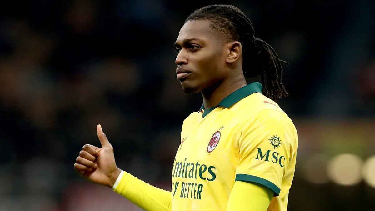 Leao packt ab: milan-star plantet anker in neuer liga?