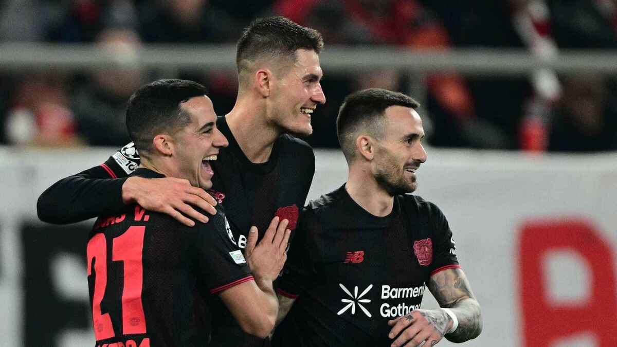 Leverkusen triumphiert in piräus: schick schießt werkself ins achtelfinale