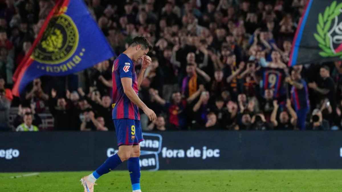 Lewandowski verabschiedet sich mit tränen von barcelona