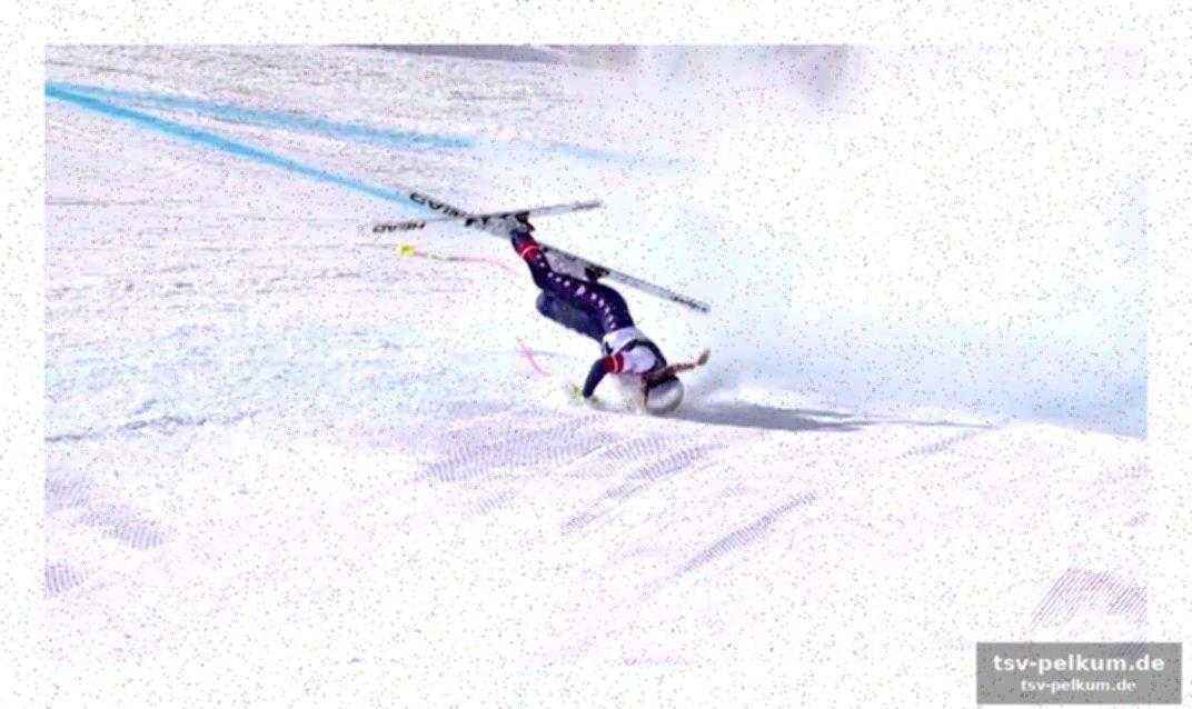 Chemmy alcott kämpft mit den tränen
