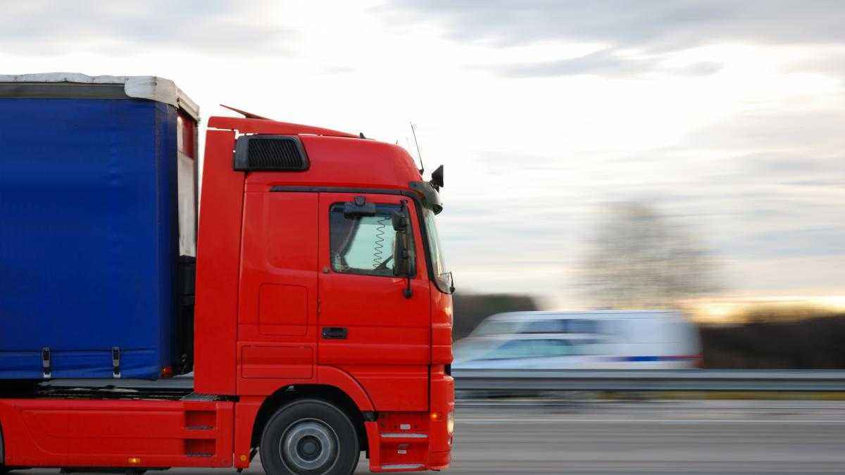 Lkw-streik in italien: dieselpreise und bürokratie lähmen den güterverkehr
