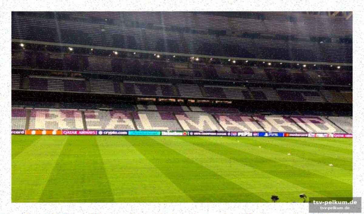 El bernabéu se transforma en un mar blanco y morado