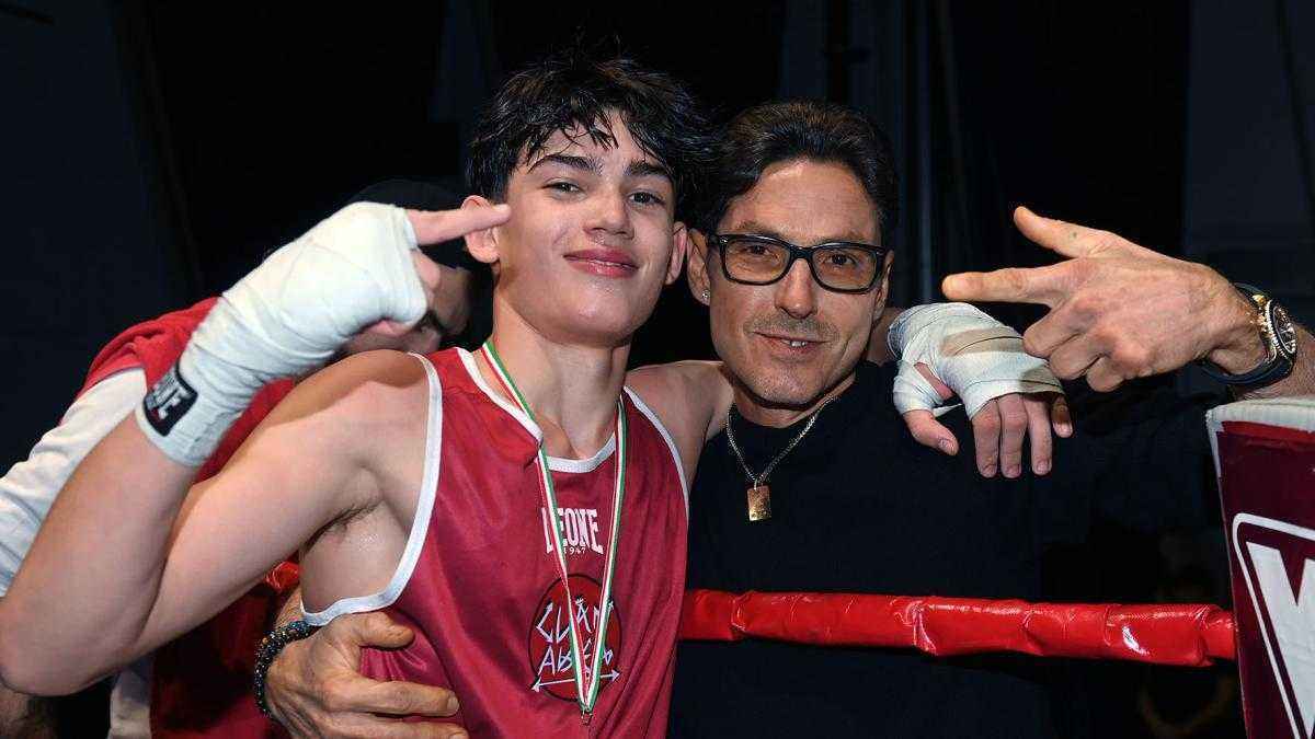 Mattia lorenzo schlägt im casino von sanremo zu – der 16-jährige boxer aus dem hause berlusconi