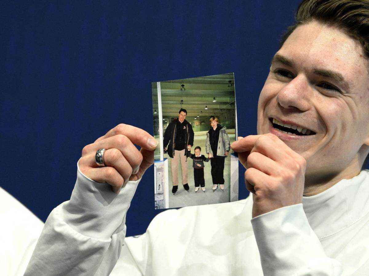 Maxim naumovs bewegende kür: eine hommage an seine verstorbenen eltern