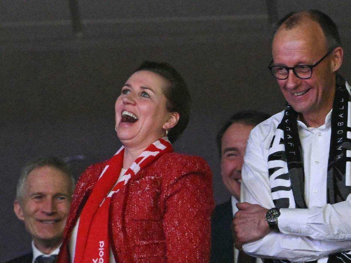 Merz' schock-besuch nach em-pleite – was er den handballern wirklich sagte