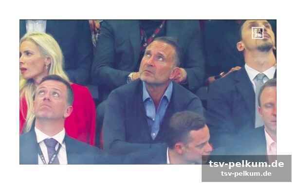 Die spieler unter dem sucher