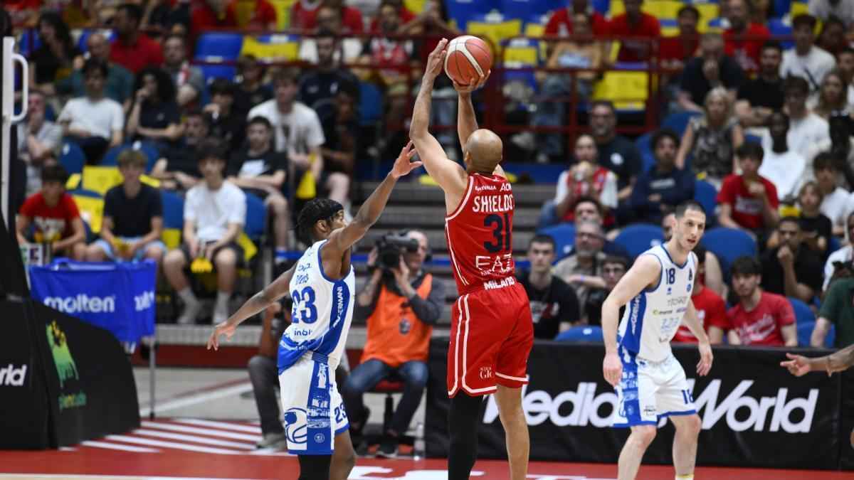 Milano demoliert brescia mit 40-18-run und stellt auf 2:1 – finale nummer fünf in greifbarer nähe