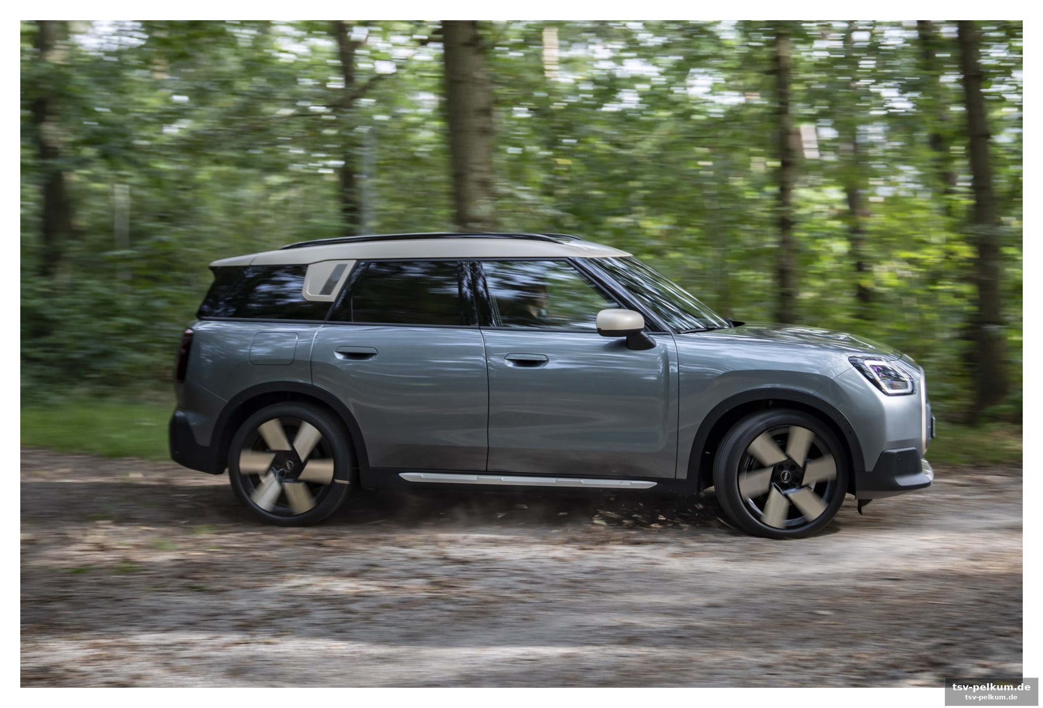 Überraschend agil: der countryman c überzeugt mit fahrspaß