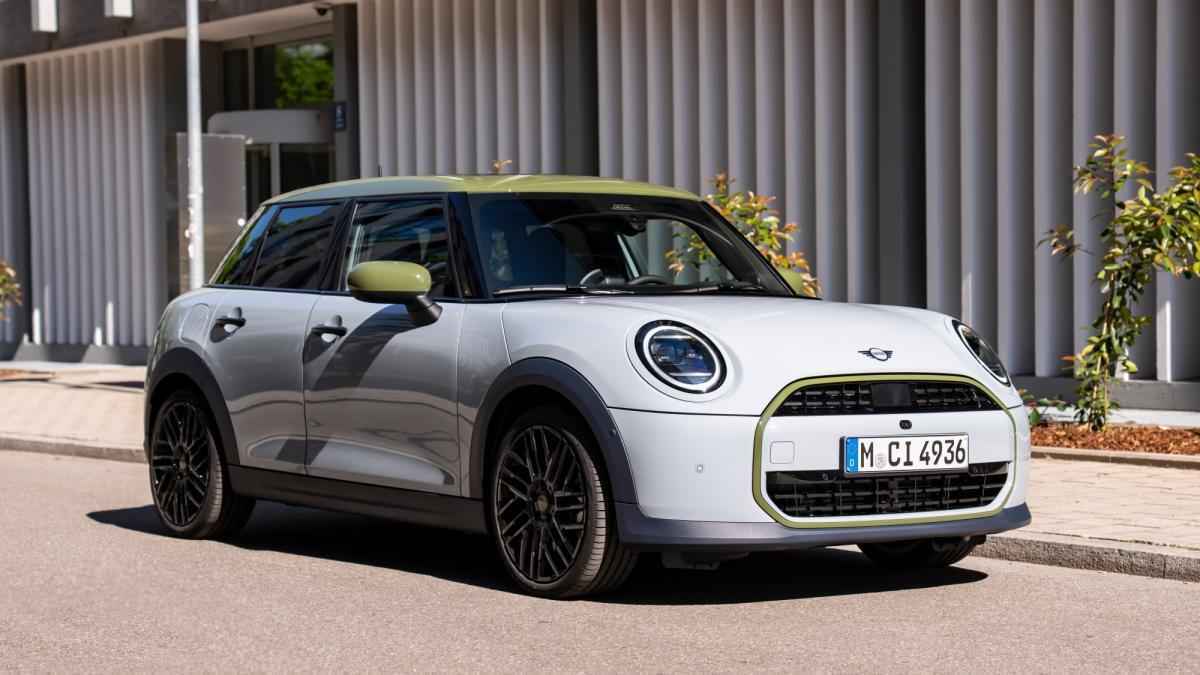 Mini und paul smith feiern ihr comeback mit limitierter kollektion