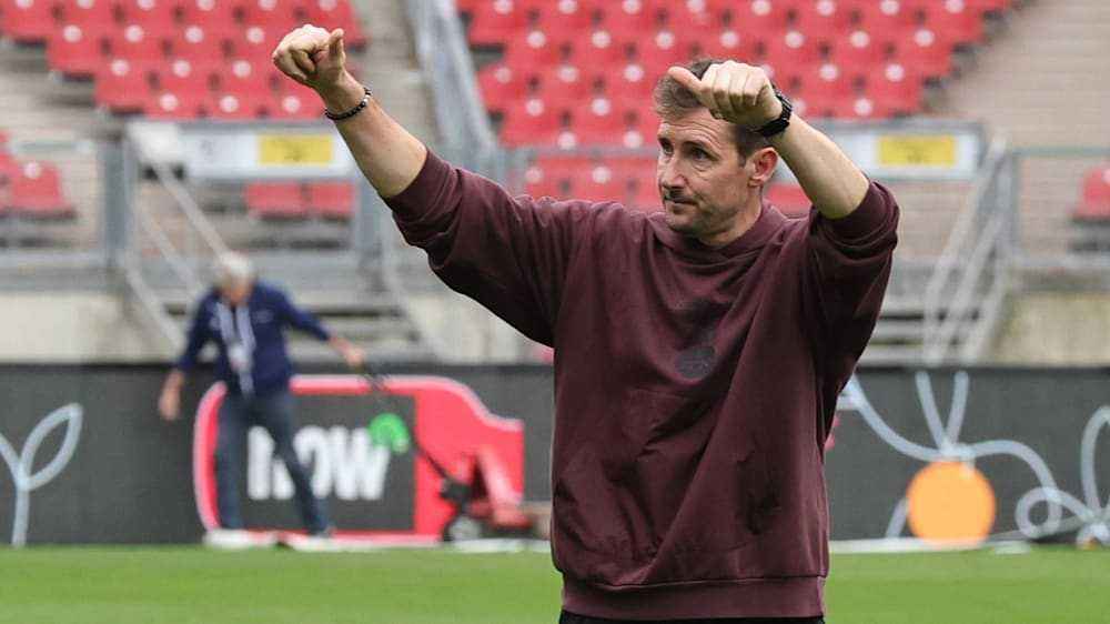 Miroslav klose verlängert: kontinuität für den 1. fc nürnberg