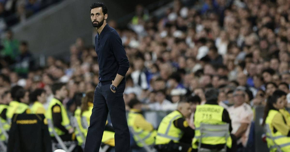 Mourinho kehrt zurück? real madrid trennt sich von arbeloa!