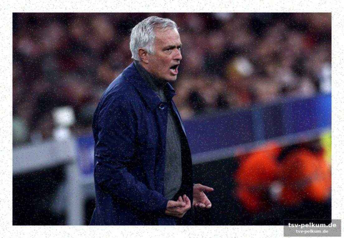 Die rote karte für mourinho