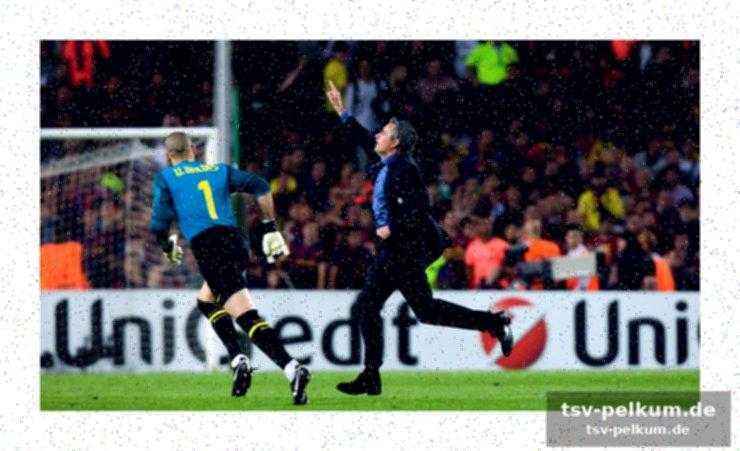 Knie vor der tribüne: mourinho im camp nou