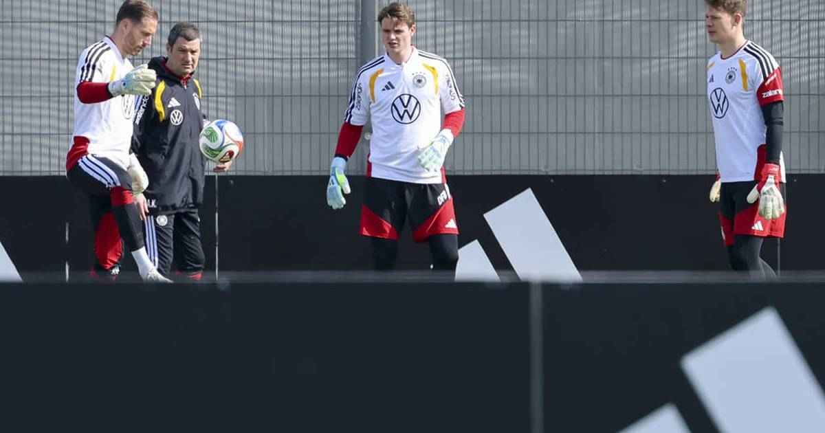 Nagelsmann stellt wm-torwartteam vor: nübel und urbig im kader!