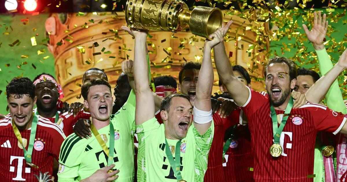 Neuer feiert pokalsieg – blick bereits auf die wm-bühne gerichtet!