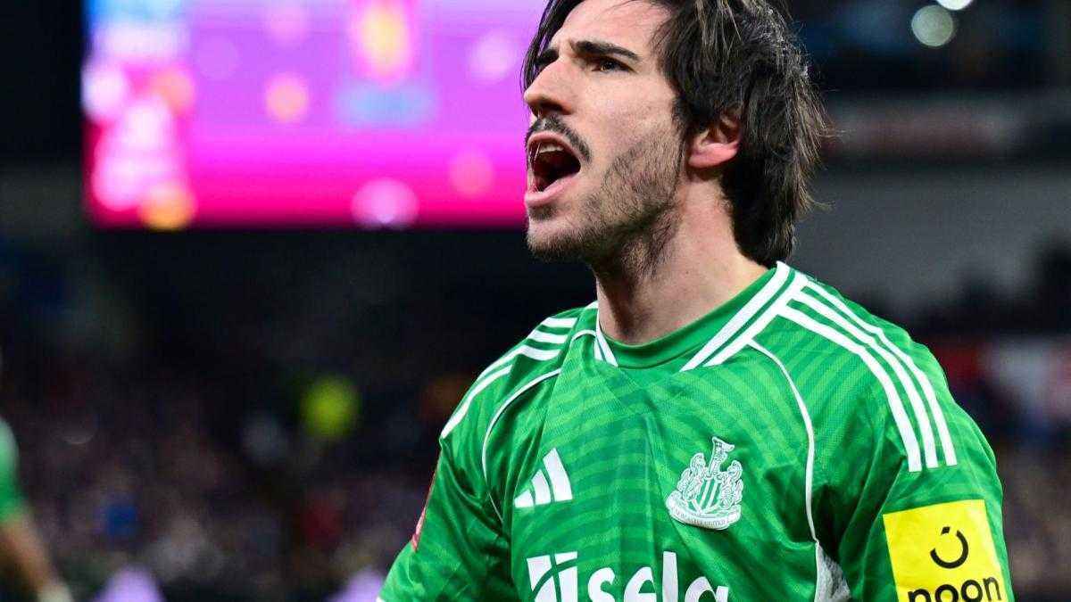 Newcastle united fordert qarabağ fk im champions league playoff heraus