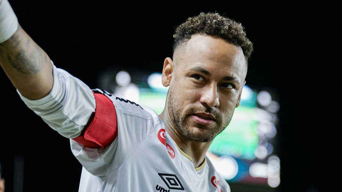 Neymar bricht das schweigen: „die leute zerreißen dich in der luft“