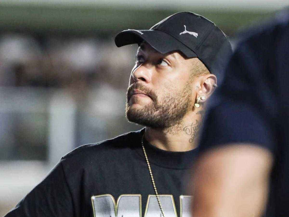 Neymar kehrt zurück – und wird gleich hart angegriffen