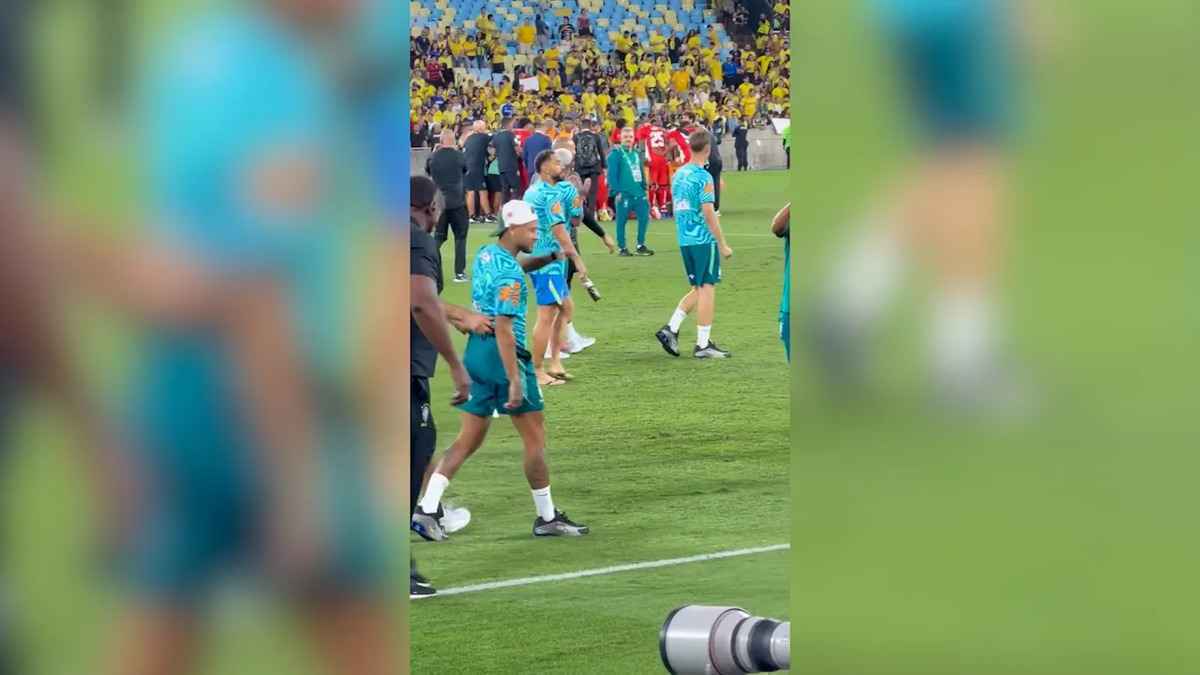 Neymars sonderbarer rundgang: hose hängt – alisson schaut zu!