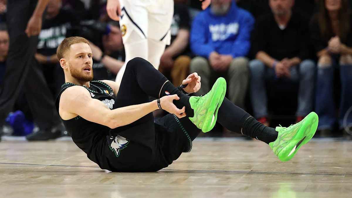 Null auf dem rücken, saison vorbei: divincenzo reiht sich in verrückte nba-fluch-statistik ein
