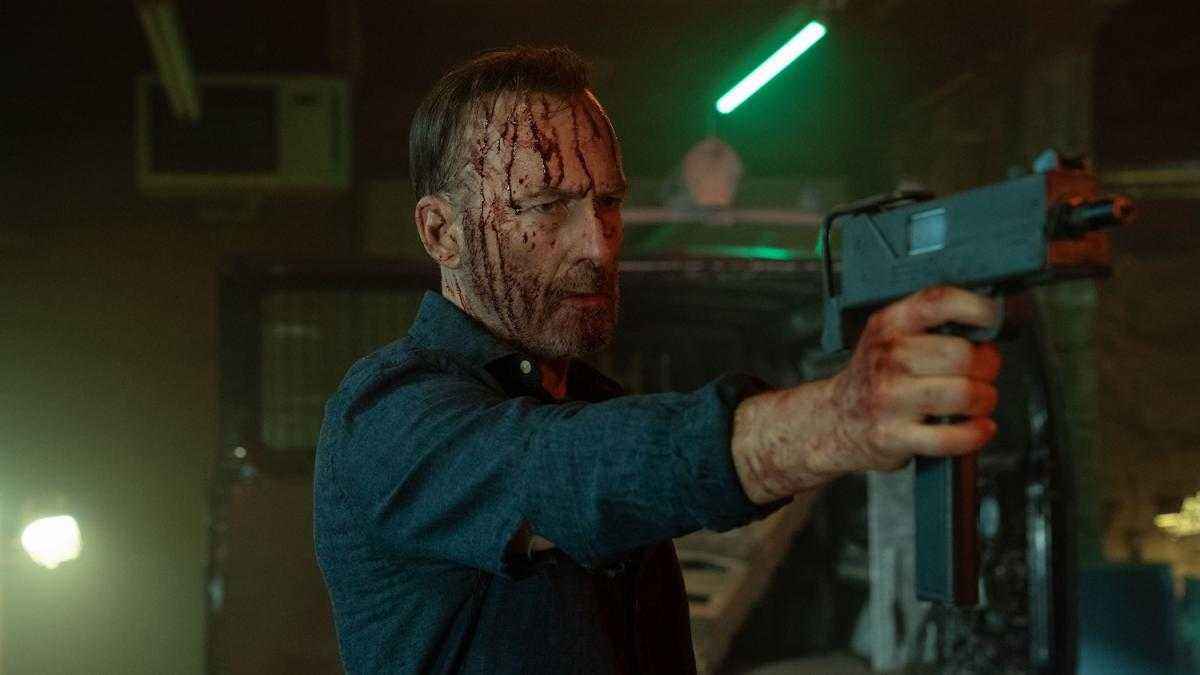 Odenkirk als hutch mansell: die vergangenheit holt ihn ein – jetzt im tv!
