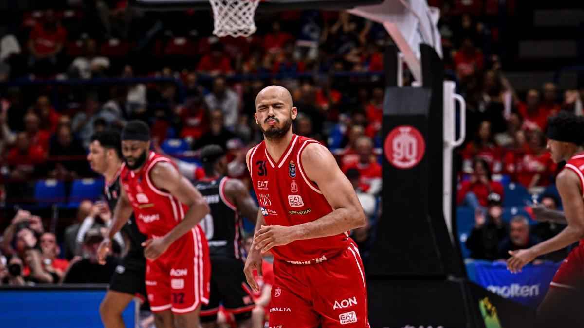 Olimpia dominiert reggio emilia: shields glänzt, serie deutet auf klaren ausgang hin