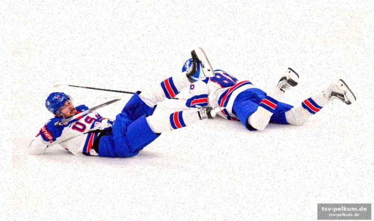 Nachschub von brady tkachuk