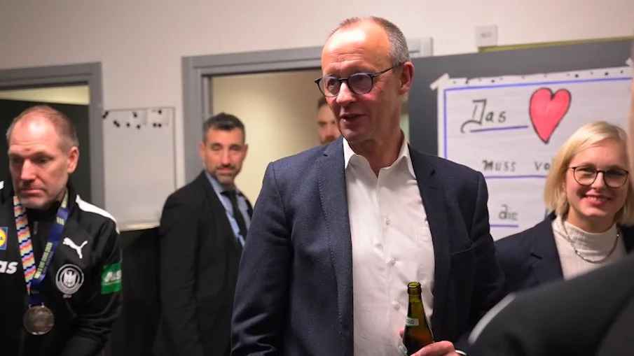 Packendes finish in stuttgart: tvb sichert sich knappen sieg gegen eisenach
