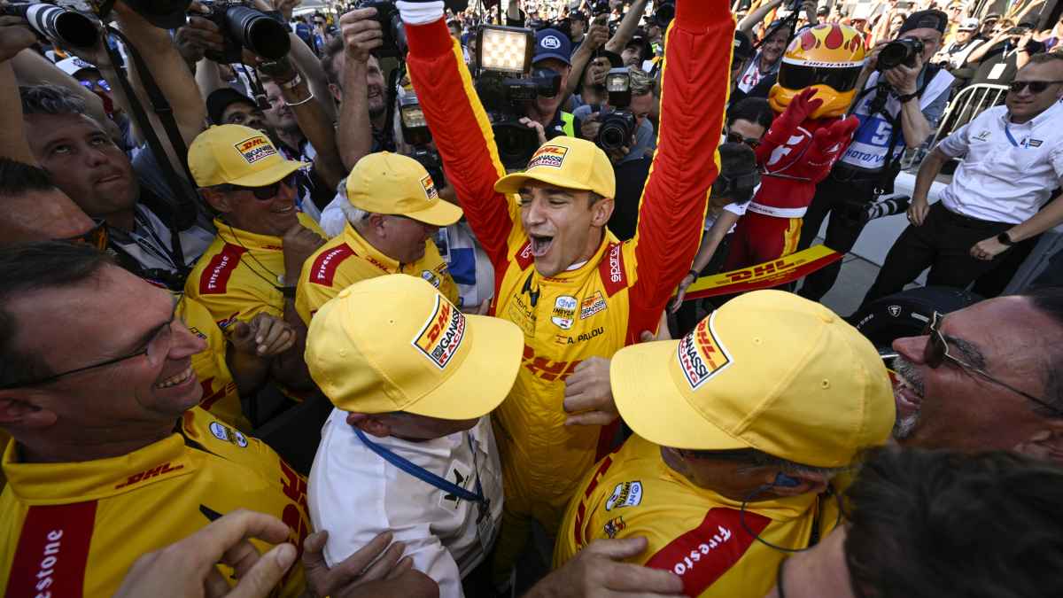 Palou triumphiert: doppelte pole-position in indianapolis!