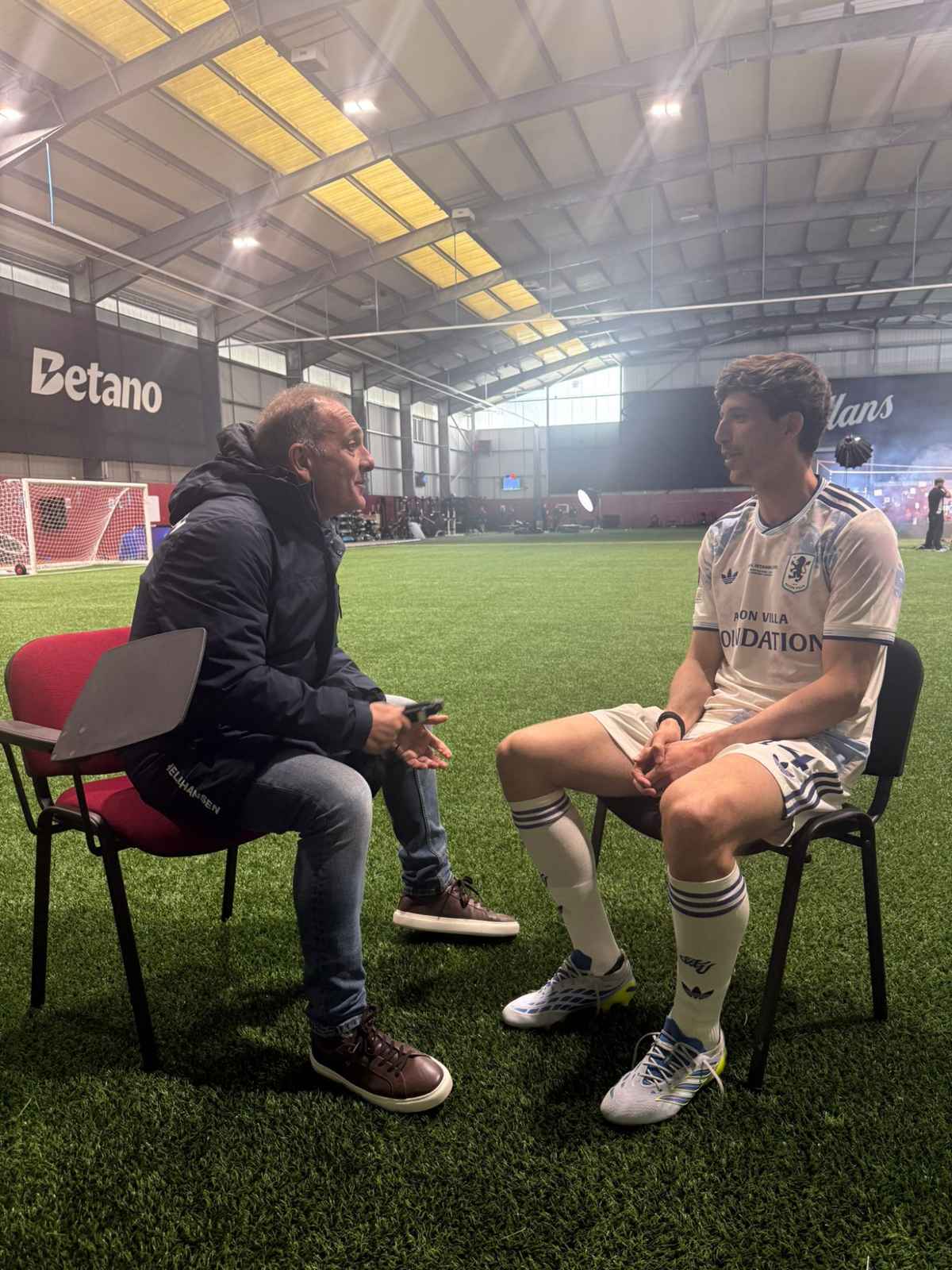 Pau torres: vom underdog zum europa-league-finalisten
