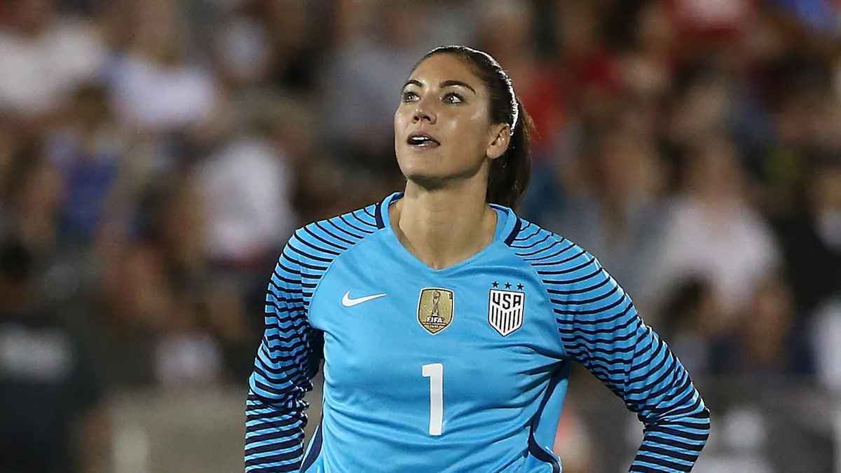 Pferde-eingang: hope solo setzt tst mit spektakulärem auftritt in die schlagzeilen