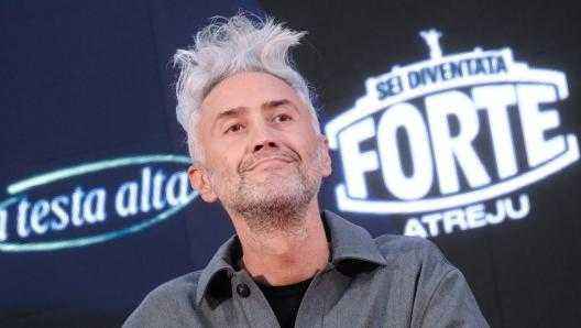 Physikprofessor schettini bei sanremo: debatte um sucht und jugend