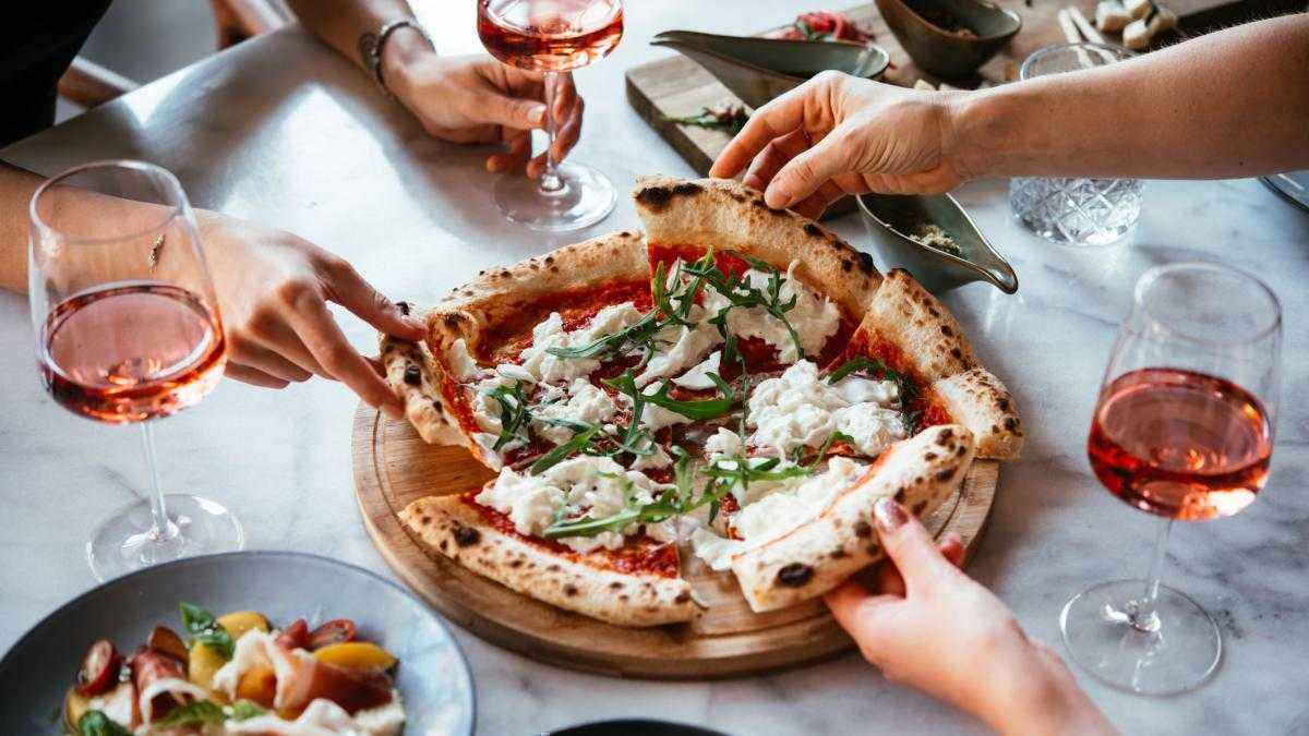 Pizza ohne schlechtes gewissen: so wird die lieblingsspeise zur gesunden wahl