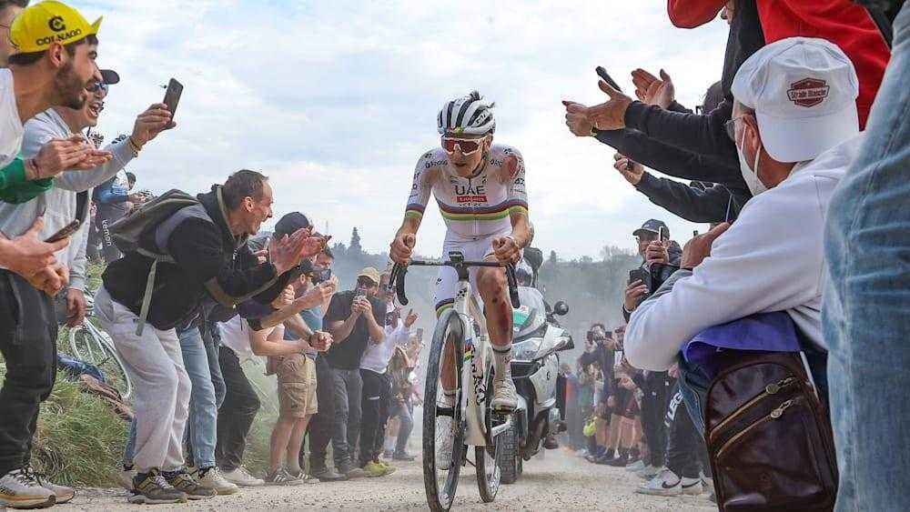 Pogacar startet ohne rechte hand ins klassik-debüt – und will trotzdem wieder siena beherrschen