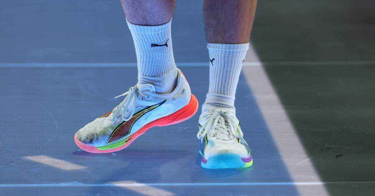 Pokalfinale köln: spieler berichten von ungewöhnlichem spielfeld