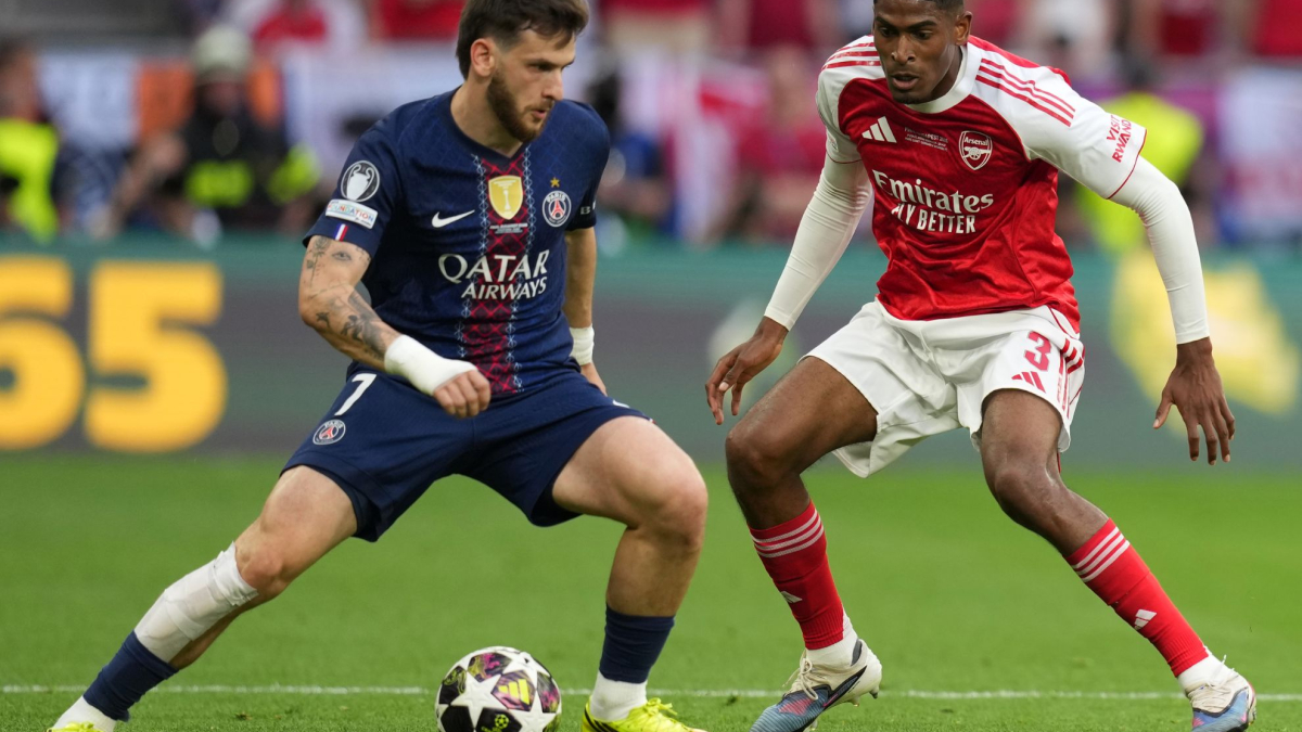 Psg krönt sich erneut! kvaratskhelia raubt dembélé den mvp-titel