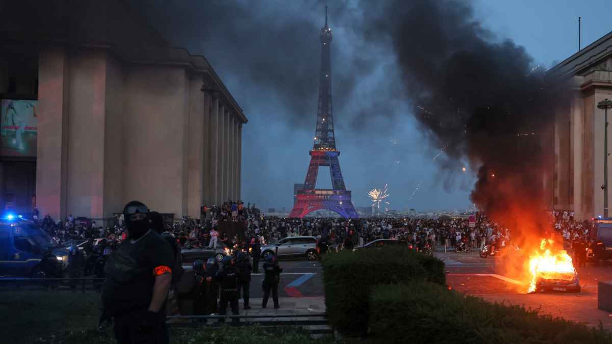 Psg-sieg: eskalation in paris – 131 festnahmen, polizei verletzt!