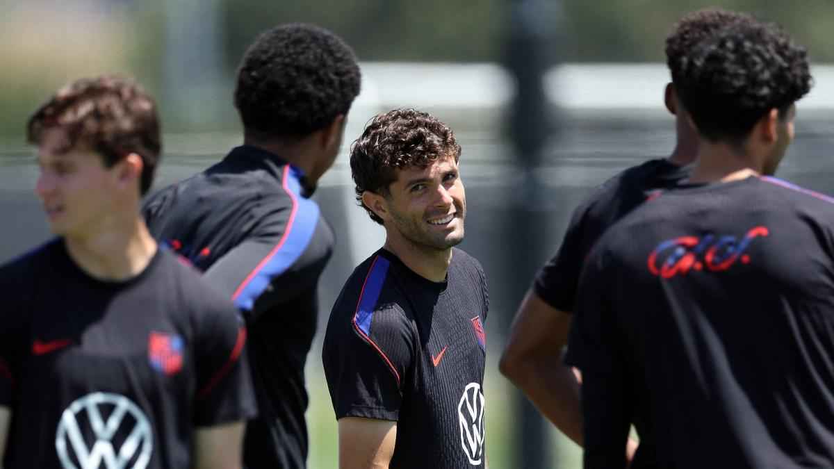 Pulisic schwärmt von italien und winkt dem ac mailand zu!