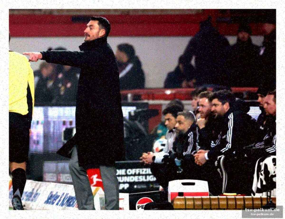 Spielverlauf: zögerlicher beginn und späte spannung