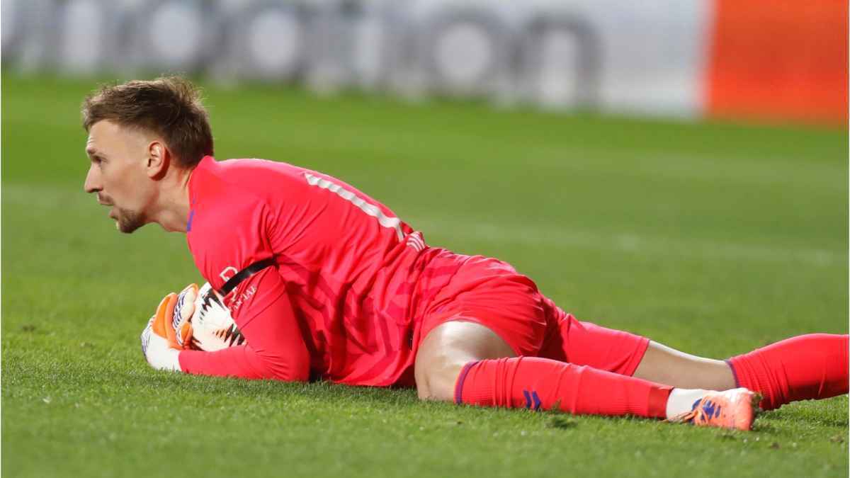 Radu bleibt! celta-torwart schlägt angebote aus